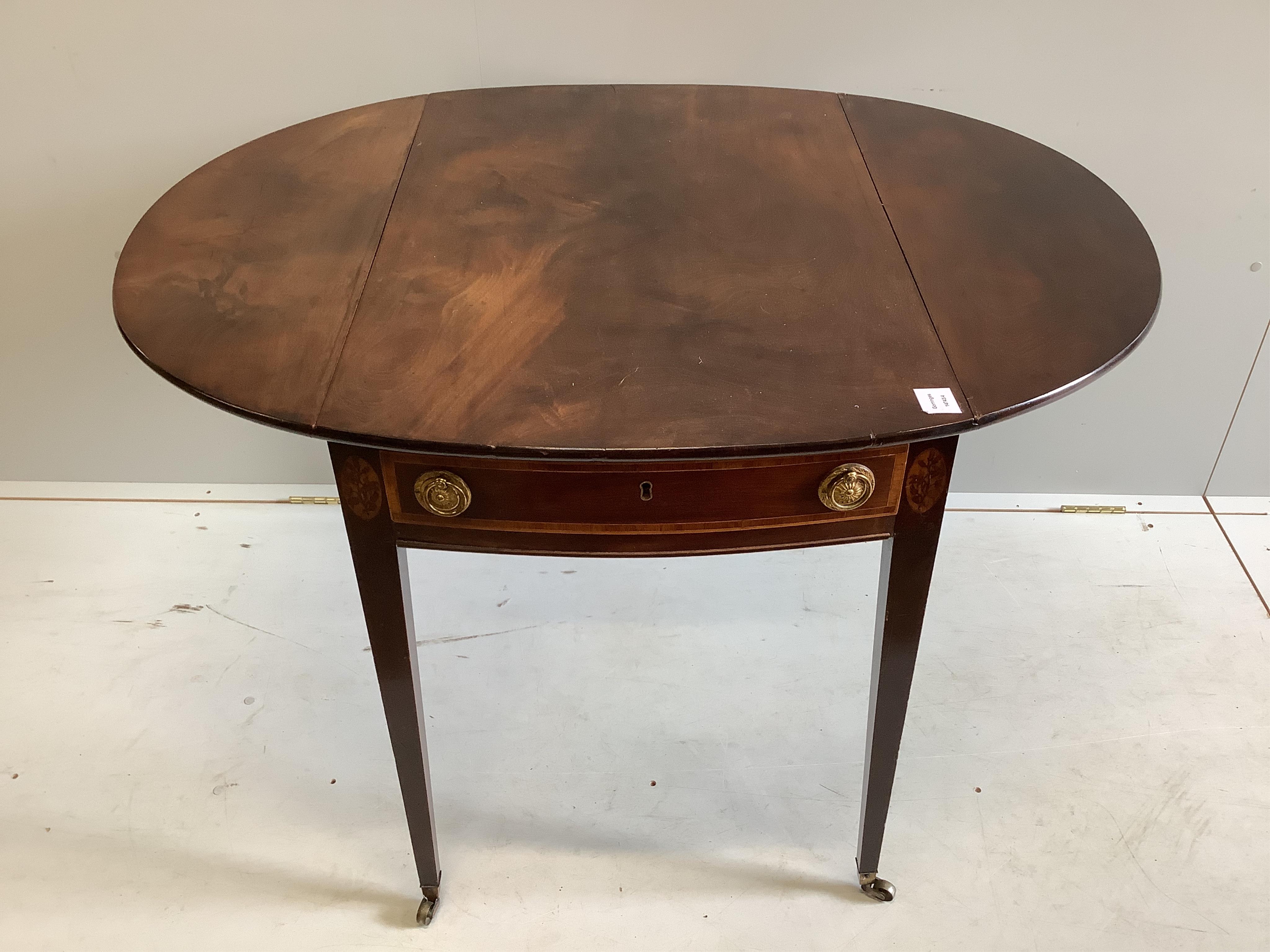 A George III mahogany Pembroke table, width 86cm, depth 57cm, height 73cm. Condition - fair